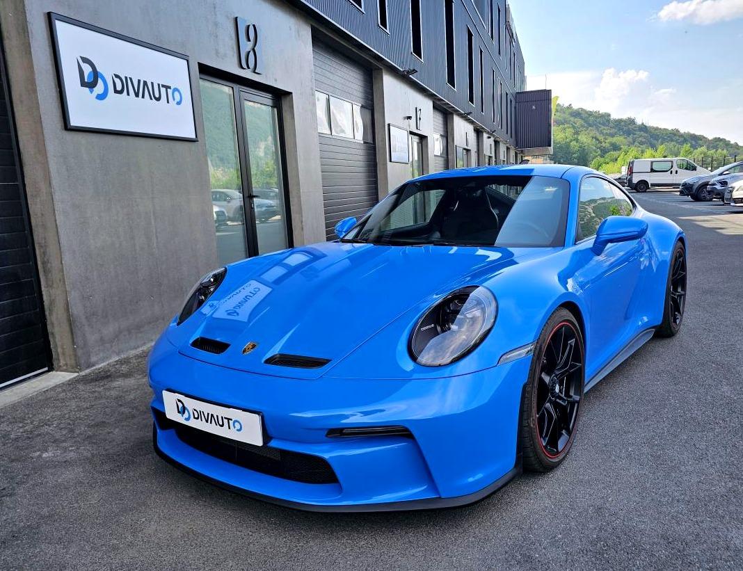PORSCHE 911